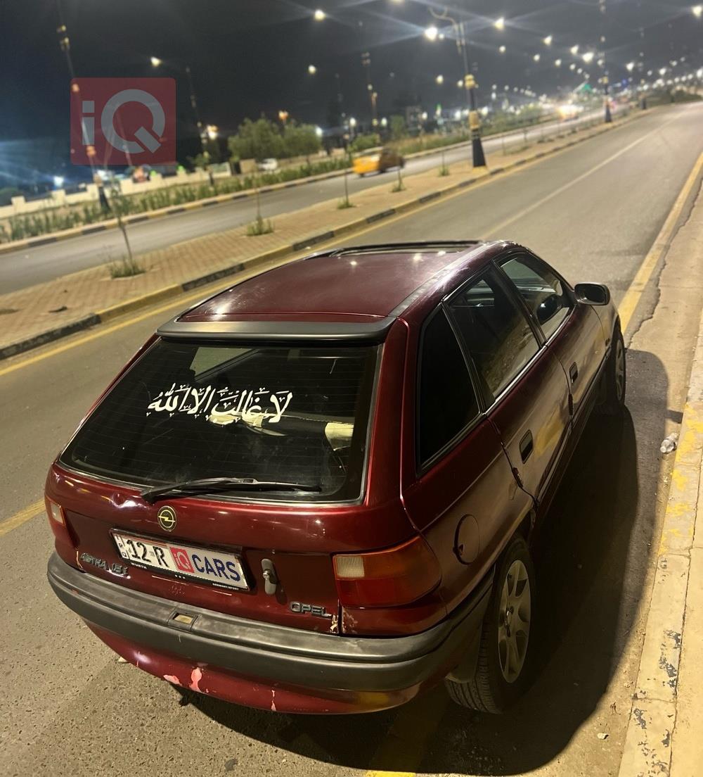 اوبل استرا
